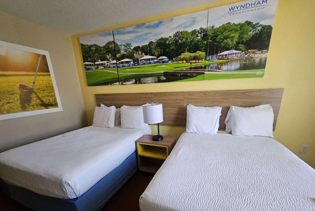 Days Inn By Wyndham Port Charlotte Town Center Exterior foto